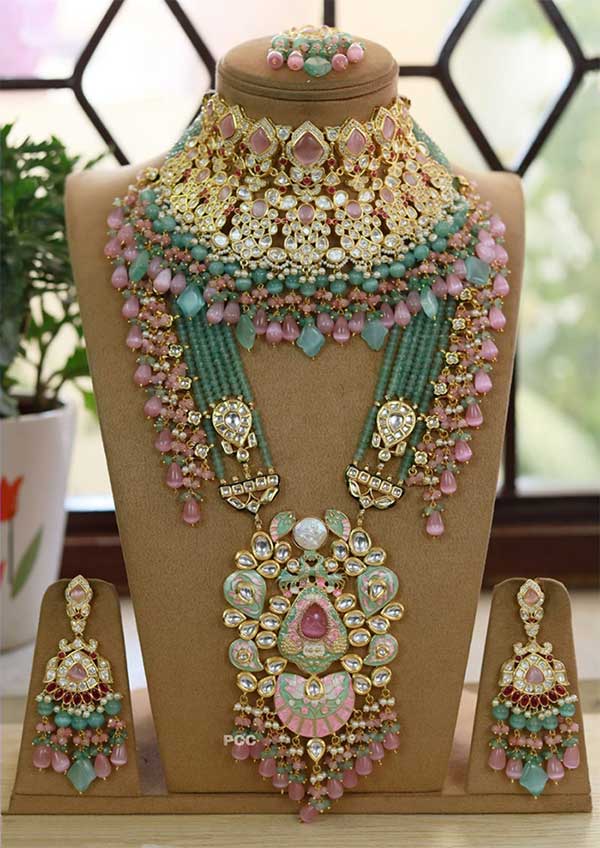 Timeless Bridal Necklace Set